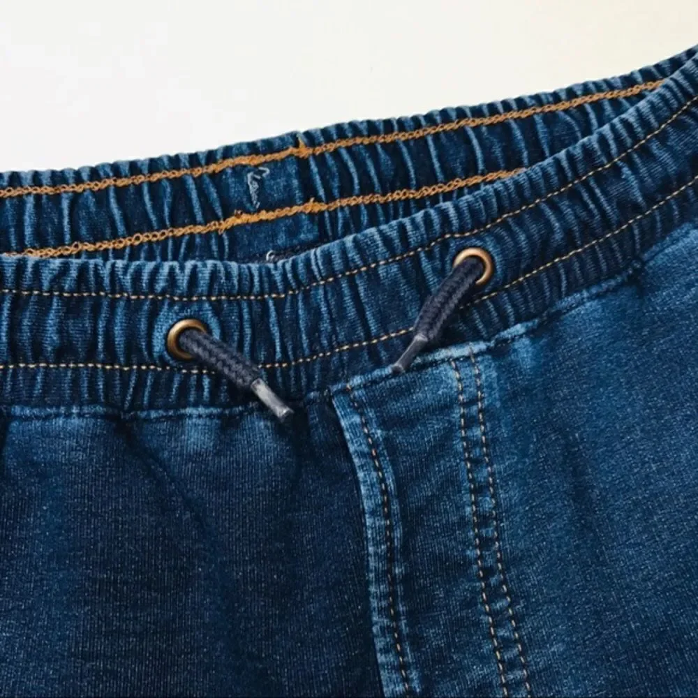 𝅺gap Boys Skinny Jogger Jeans in Dark Wash